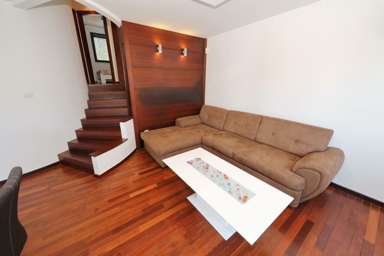 Villa Peric 塞利讷 外观 照片