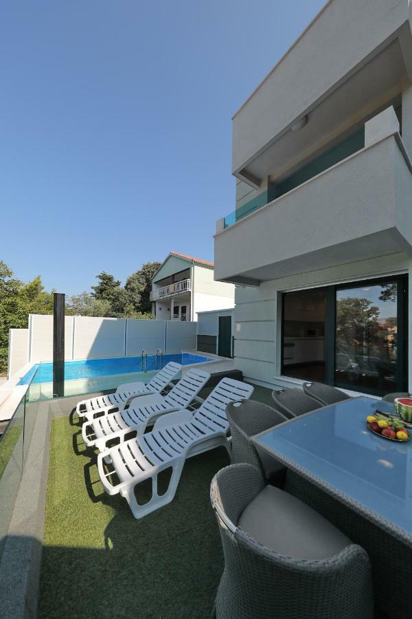 Villa Peric 塞利讷 外观 照片
