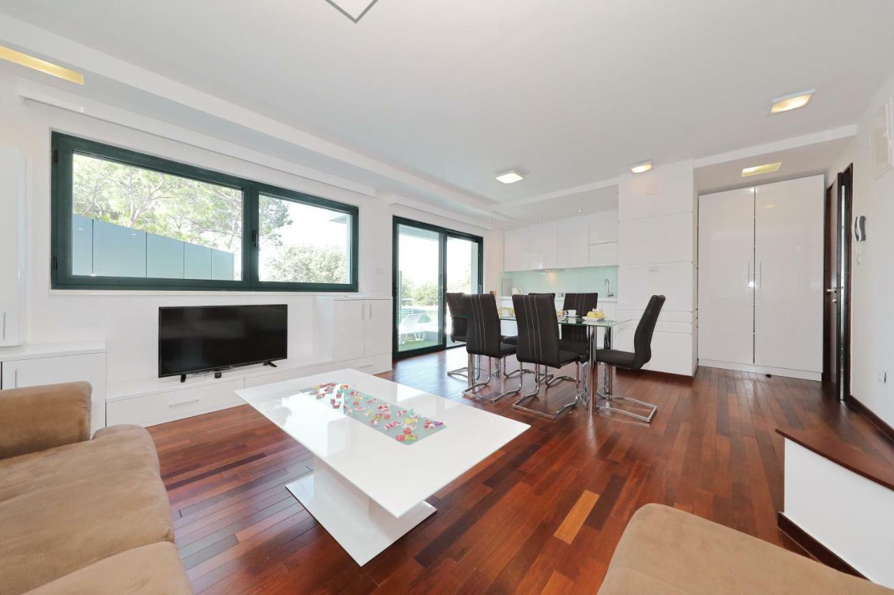 Villa Peric 塞利讷 外观 照片